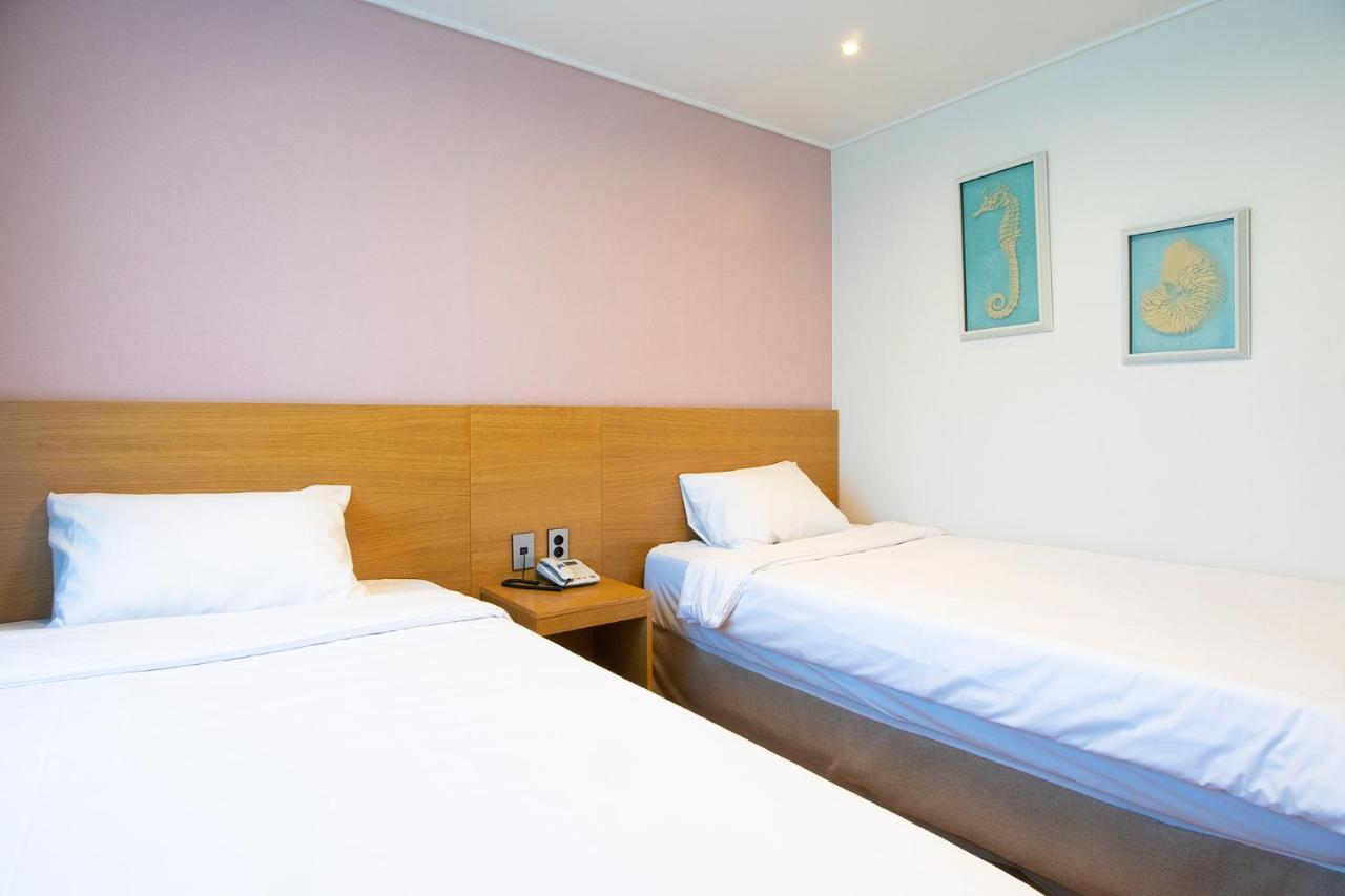 Sims Hotel Jeju Luaran gambar