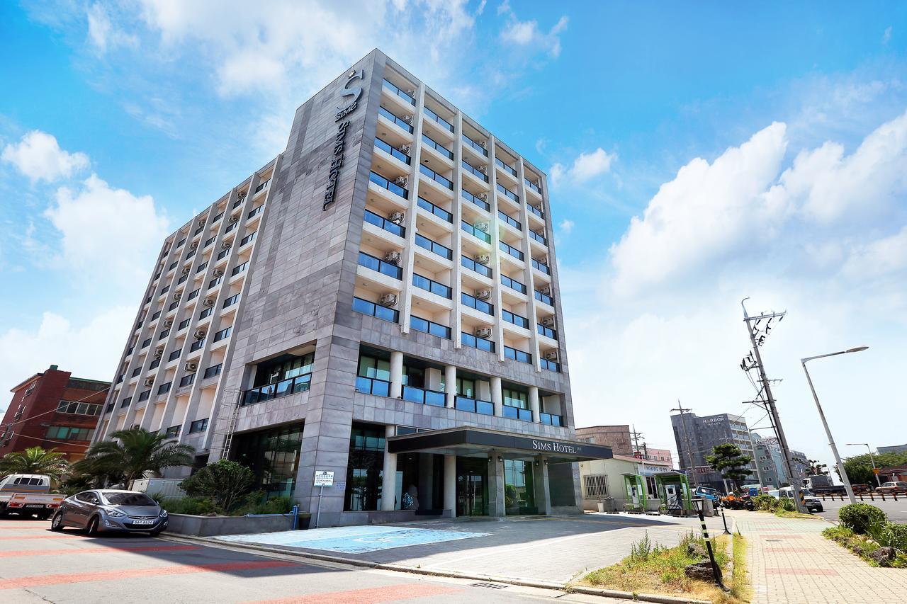 Sims Hotel Jeju Luaran gambar