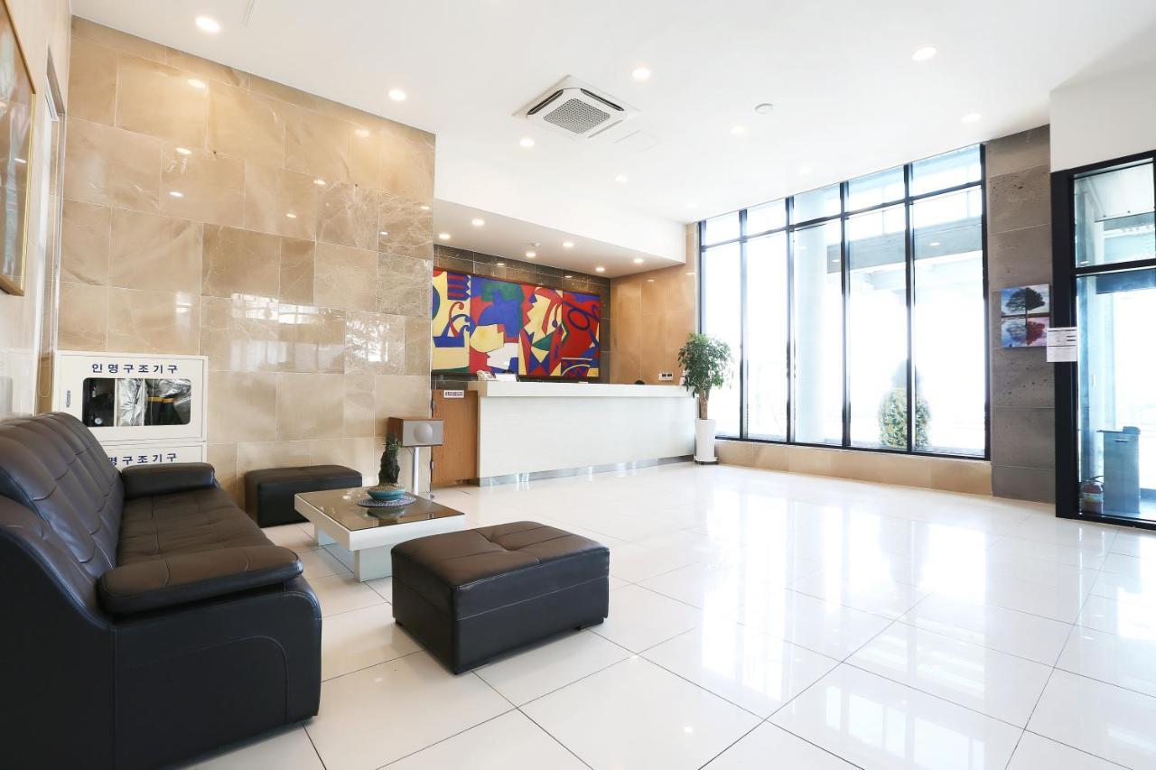 Sims Hotel Jeju Luaran gambar
